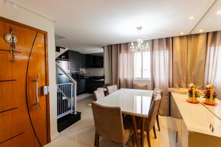 Apartamento à venda com 180m², 3 quartos e 2 vagasSala