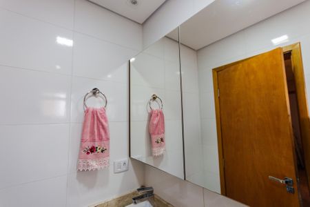 Apartamento à venda com 180m², 3 quartos e 2 vagasBanheiro Social