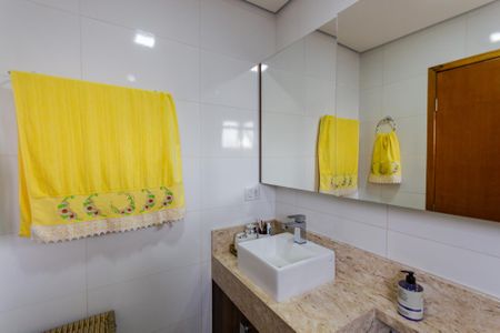 Apartamento à venda com 180m², 3 quartos e 2 vagasBanheiro da Suíte