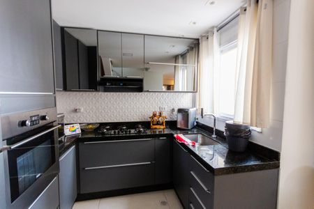 Apartamento à venda com 180m², 3 quartos e 2 vagasCozinha