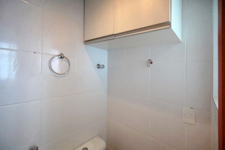 Apartamento à venda com 79m², 3 quartos e 2 vagasBanheiro de serviço