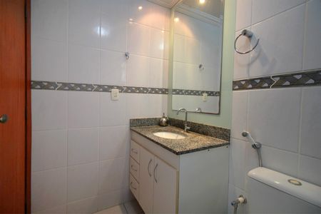 Apartamento à venda com 79m², 3 quartos e 2 vagasBanheiro