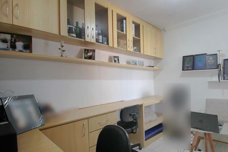 Apartamento à venda com 79m², 3 quartos e 2 vagasQuarto 3