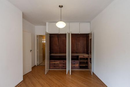 Apartamento à venda com 130m², 3 quartos e 1 vagaSuíte