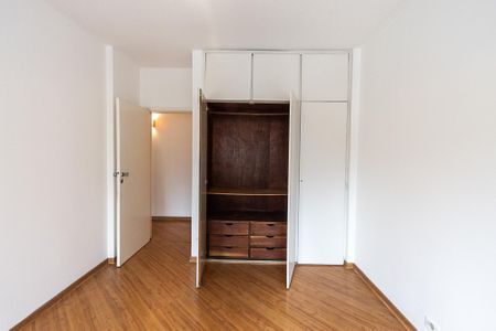 Apartamento à venda com 130m², 3 quartos e 1 vagaQuarto 2