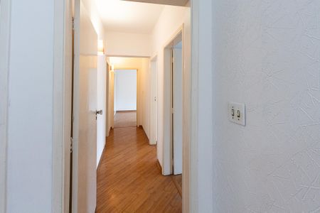 Apartamento à venda com 130m², 3 quartos e 1 vagaCorredor