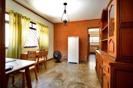 Casa à venda com 219m², 3 quartos e 2 vagas