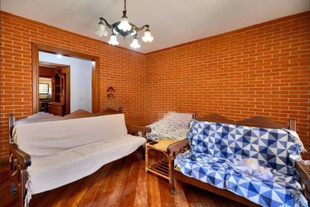 Casa à venda com 219m², 3 quartos e 2 vagas