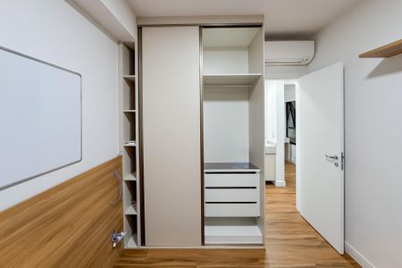 Apartamento à venda com 56m², 1 quarto e 1 vagaQuarto