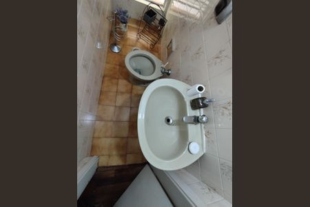 Casa à venda com 132m², 3 quartos e 2 vagas Casa à venda com 132m², 3 quartos e 2 vagasLavabo