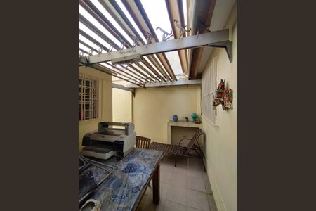 Casa à venda com 132m², 3 quartos e 2 vagas Casa à venda com 132m², 3 quartos e 2 vagasÁrea de Serviço