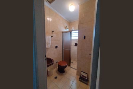 Casa à venda com 132m², 3 quartos e 2 vagas Casa à venda com 132m², 3 quartos e 2 vagasBanheiro Social