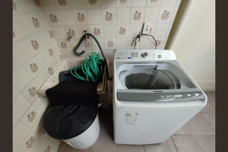 Casa à venda com 132m², 3 quartos e 2 vagas Casa à venda com 132m², 3 quartos e 2 vagasÁrea de Serviço