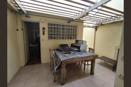 Casa à venda com 132m², 3 quartos e 2 vagas Casa à venda com 132m², 3 quartos e 2 vagasÁrea de Serviço