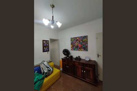 Casa à venda com 132m², 3 quartos e 2 vagas Casa à venda com 132m², 3 quartos e 2 vagasSala jantar