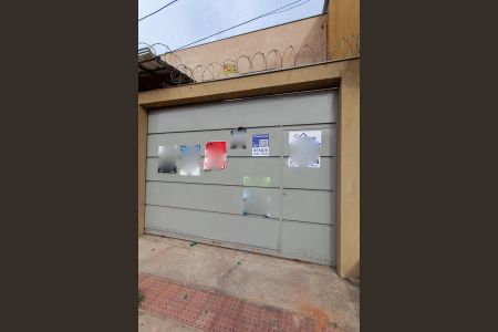 Casa à venda com 85m², 2 quartos e 2 vagasPlaquinha Instalada