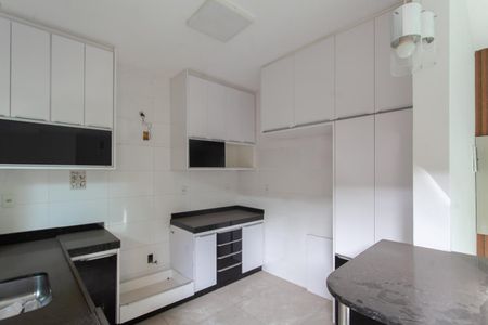 Casa à venda com 85m², 2 quartos e 2 vagasCozinha