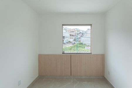 Casa à venda com 85m², 2 quartos e 2 vagasQuarto 1