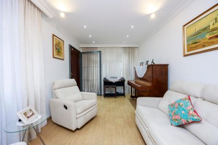 Casa à venda com 150m², 3 quartos e 2 vagasSala