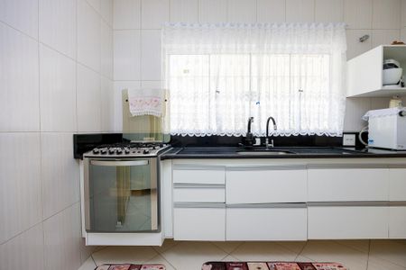 Casa à venda com 150m², 3 quartos e 2 vagasCozinha