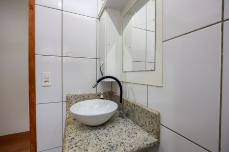 Casa à venda com 150m², 3 quartos e 2 vagasBanheiro 2
