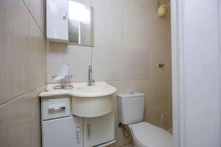 Casa à venda com 150m², 3 quartos e 2 vagasEdícula - Banheiro