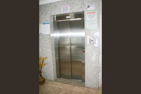 Apartamento para alugar com 65m², 2 quartos e 1 vagaelevador