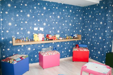 Apartamento para alugar com 65m², 2 quartos e 1 vagaÁrea comum - Salão de festas