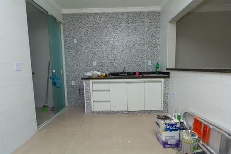 Casa de condomínio para alugar com 73m², 2 quartos e 1 vagaCozinha