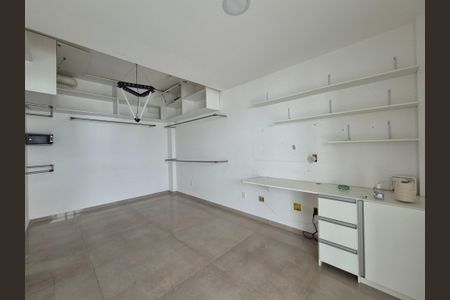 Apartamento à venda com 140m², 2 quartos e 2 vagasSuíte 2