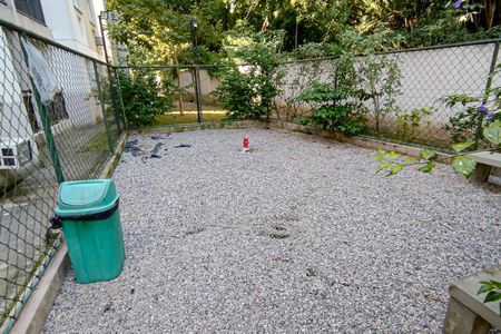 Apartamento à venda com 45m², 2 quartos e sem vagaÁrea Comum 