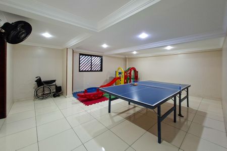 Apartamento para alugar com 108m², 2 quartos e 2 vagas Área comum Salão de jogos