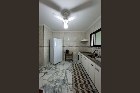 Apartamento para alugar com 108m², 2 quartos e 2 vagasCozinha