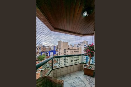 Apartamento para alugar com 108m², 2 quartos e 2 vagasSacada