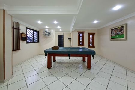 Apartamento para alugar com 108m², 2 quartos e 2 vagas Área comum Salão de jogos