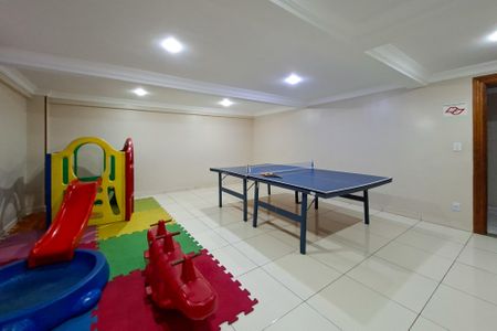 Apartamento para alugar com 108m², 2 quartos e 2 vagas Área comum Salão de jogos