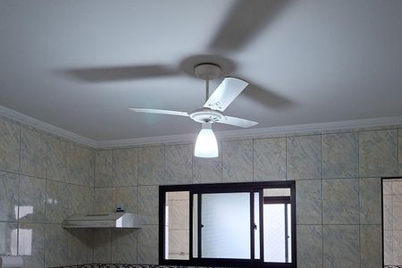 Apartamento para alugar com 108m², 2 quartos e 2 vagasCozinha