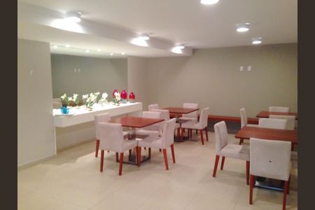 Apartamento à venda com 114m², 3 quartos e 1 vaga Apartamento à venda com 114m², 3 quartos e 1 vagaÁrea comum