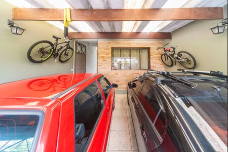 Casa à venda com 189m², 3 quartos e 2 vagas Casa à venda com 189m², 3 quartos e 2 vagasGaragem