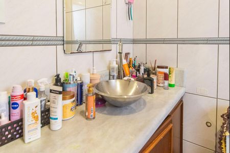 Casa à venda com 189m², 3 quartos e 2 vagas Casa à venda com 189m², 3 quartos e 2 vagasBanheiro Social