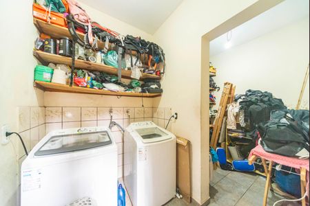 Casa à venda com 189m², 3 quartos e 2 vagas Casa à venda com 189m², 3 quartos e 2 vagasÁrea de Serviço