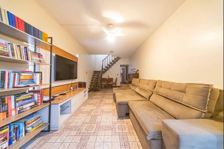 Casa à venda com 189m², 3 quartos e 2 vagas Casa à venda com 189m², 3 quartos e 2 vagasSala