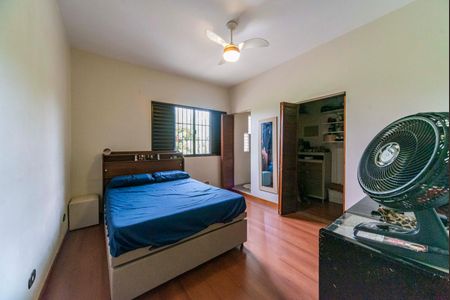 Casa à venda com 189m², 3 quartos e 2 vagas Casa à venda com 189m², 3 quartos e 2 vagasQuarto 3