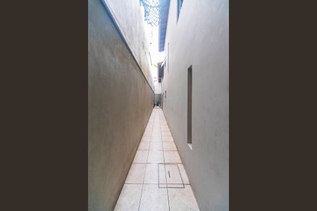 Casa à venda com 189m², 3 quartos e 2 vagas Casa à venda com 189m², 3 quartos e 2 vagasCorredor Externo