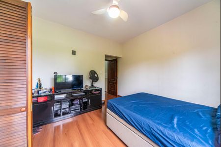 Casa à venda com 189m², 3 quartos e 2 vagas Casa à venda com 189m², 3 quartos e 2 vagasQuarto 3