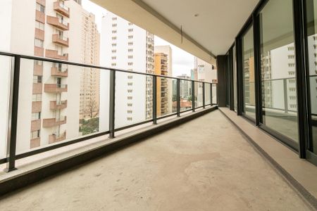 Apartamento à venda com 154m², 3 quartos e 2 vagasVaranda