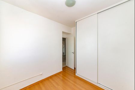 Apartamento à venda com 162m², 3 quartos e 4 vagas Apartamento à venda com 162m², 3 quartos e 4 vagasQuarto 2