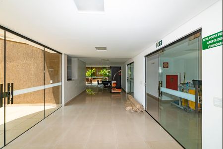 Apartamento à venda com 162m², 3 quartos e 4 vagas Apartamento à venda com 162m², 3 quartos e 4 vagasÁrea comum