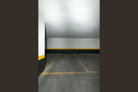 Apartamento à venda com 162m², 3 quartos e 4 vagas Apartamento à venda com 162m², 3 quartos e 4 vagasGaragem