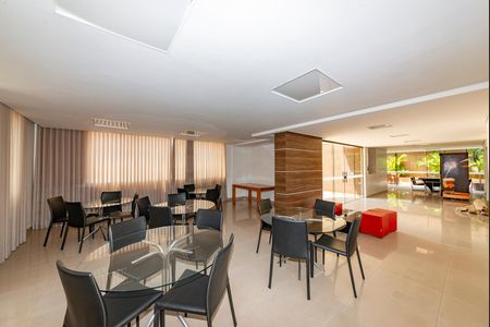Apartamento à venda com 162m², 3 quartos e 4 vagas Apartamento à venda com 162m², 3 quartos e 4 vagasÁrea comum